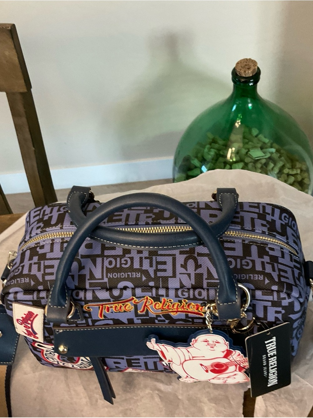 Women’s True Religion Multi Patch Logo Satchel And Crossbody Handbag NWT - Picture 7 of 11